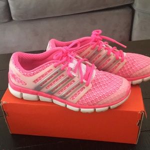Adidas clima cool.size 6.5